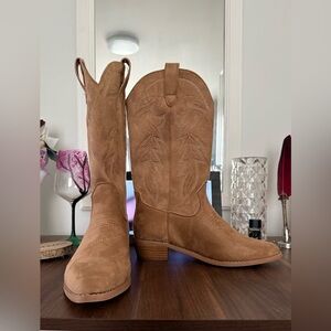 Ardene Tan Suede Cowboy Boots